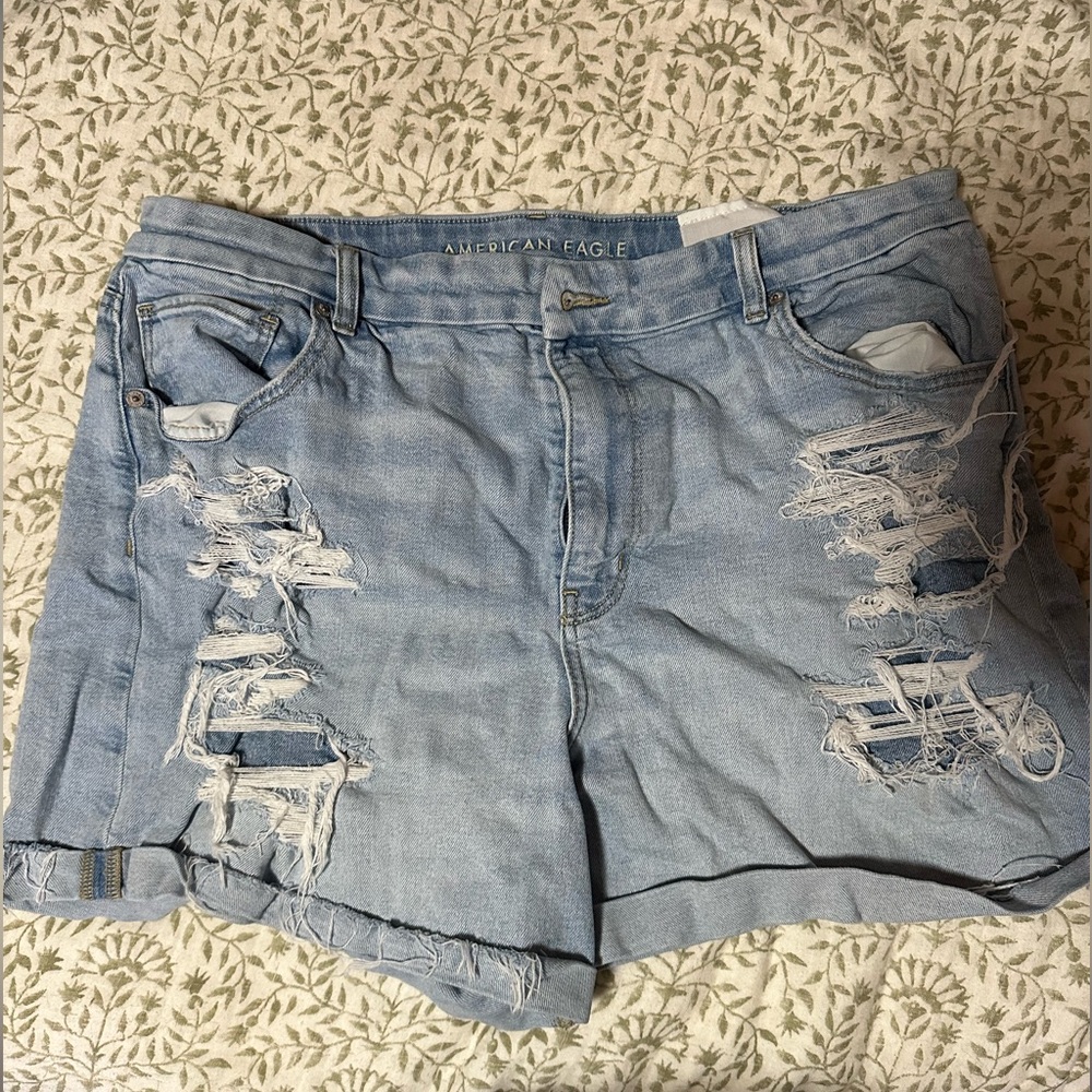 Curvy Mom Jean Shorts